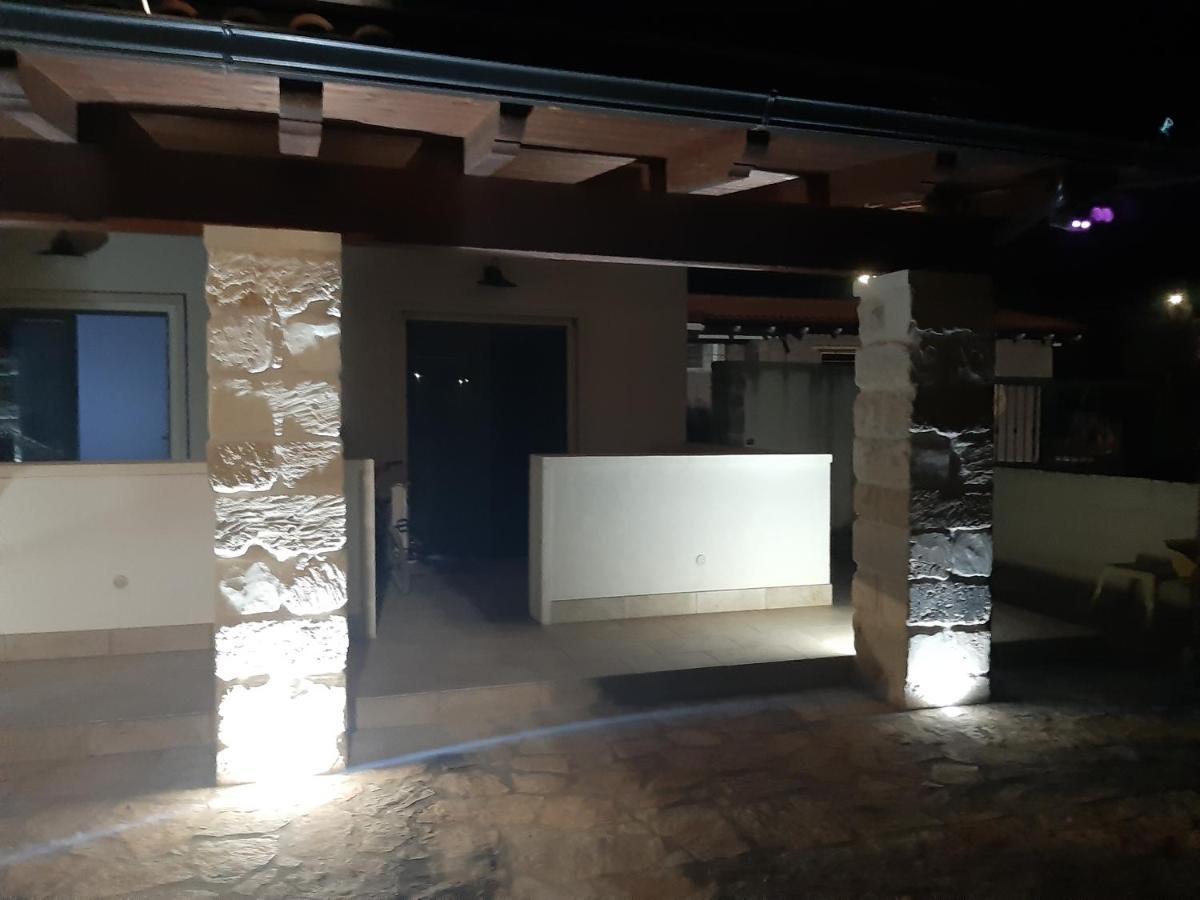 L'Aira Ecchia - Ospitalita Rurale Villa Lecce Eksteriør billede